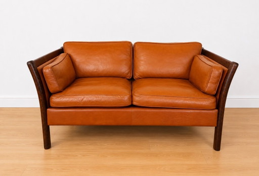 Vintage dänisches Mid-Century-Sofa für 2 Personen in cognacfarbenem Leder, 1960er Jahre – 2 zitsbanken, Leather