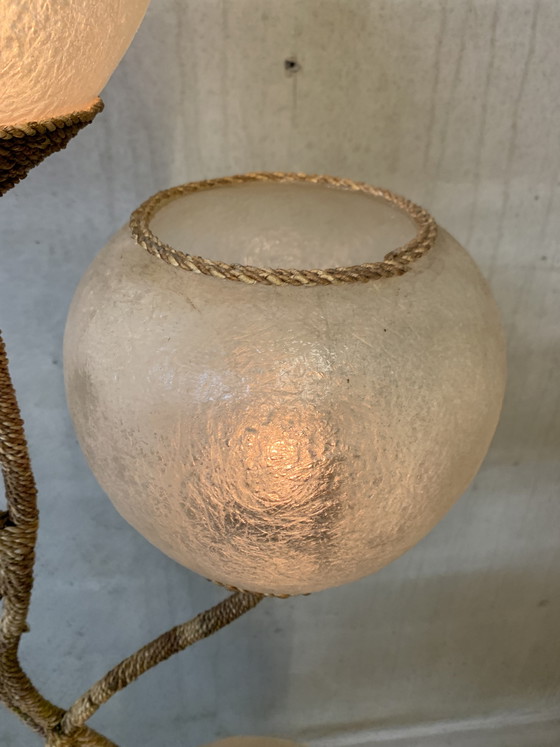 Image 1 of Lampada da terra organica con tre punti luce e sette bracci. (Spagna)