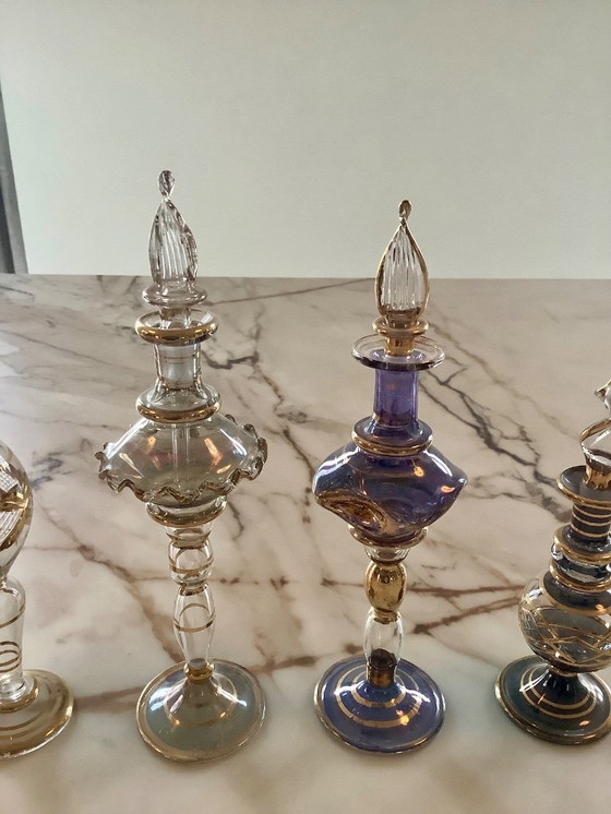 Image 1 of Flacons de parfum vintage, lot de 5.