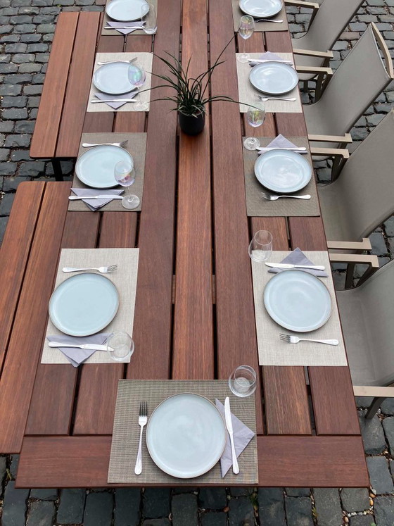 Image 1 of Tuintafel "Royal" 10-12P. Braziliaanse Walnoot - Ambacht