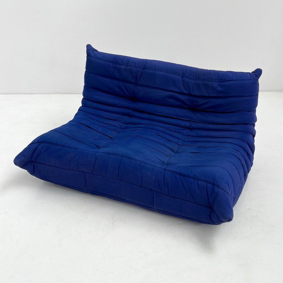 Image 1 of Königsblaues 2-Sitzer-Sofa Togo von Michel Ducaroy für Ligne Roset, 1970er Jahre
