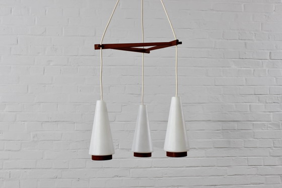 Deense teakhouten plafondlamp Deens design mid-century jaren 60 – Hanglampen, Wood, Glass, Mid Century Modern (photo 4 of 13)