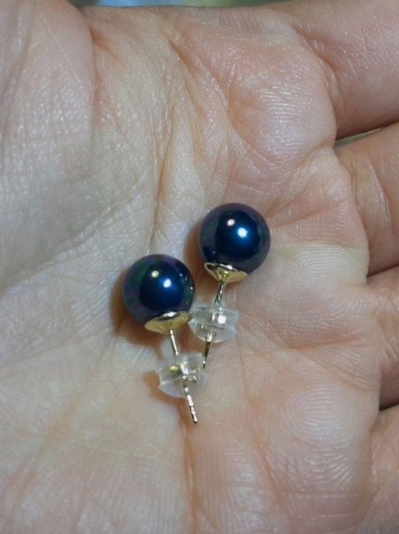Orecchini in argento sterling 925 con conchiglia di perla nera placcata oro – sans marque, Regali, Gold (photo 4 of 5)