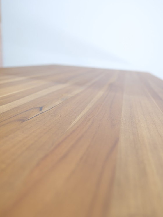 Image 1 of Tara dining table – solid teak