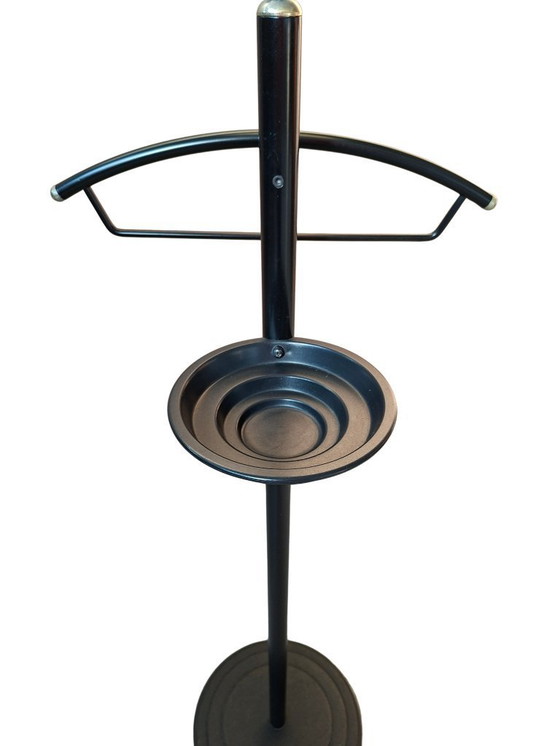 Image 1 of Moderner schwarzer Metall-Garderobenständer mit Spiegel und Ablagefach