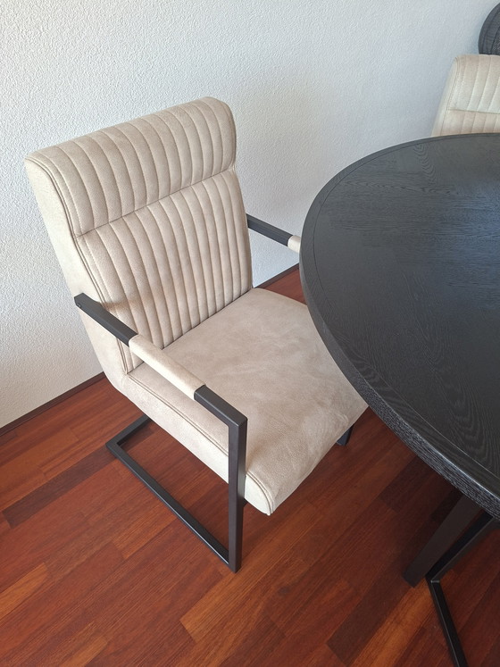 Image 1 of Round dining table with 4 chairs