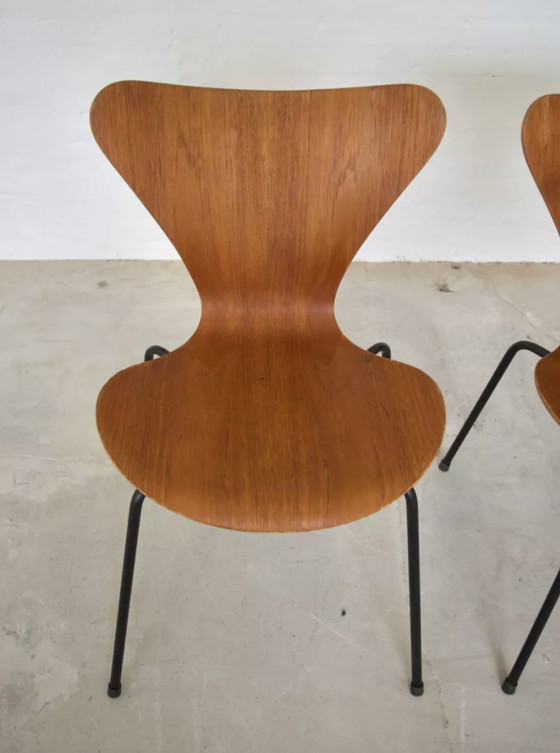 Image 1 of Modell 3107 Esszimmerstühle aus Teakholz von Arne Jacobsen für Fritz Hansen, 3er-Set
