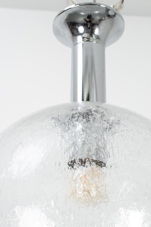 Ceiling lamp with bubbles