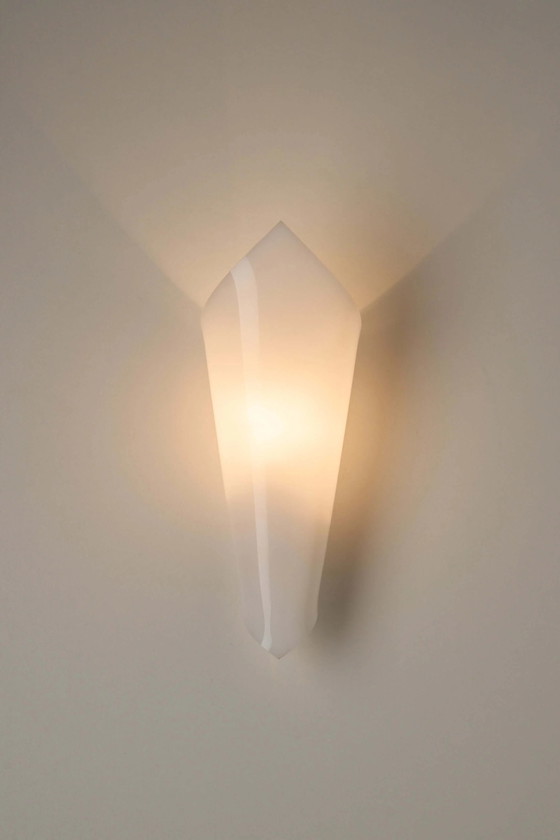 Set of 2 Open Cone Wall Lamps in White Plexiglas by Hanns Hoffmann-Lederer, Germany, 1950s, Wall lights (photo 3 of 9)