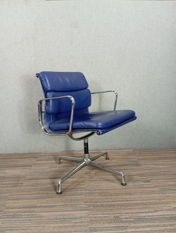 Image 1 of 1X Vitra Soft Pad Chair Ea 208