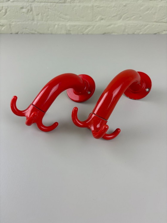 Image 1 of Set di ganci portasciugamani vintage rossi – IKEA Periskop – anni '80