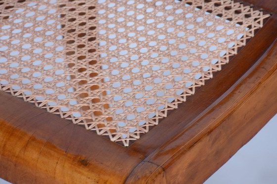 Silla Biedermeier restaurada, de madera de cerezo y ratán, de estilo polaco, Austria, década de 1830. (photo 7 of 11)
