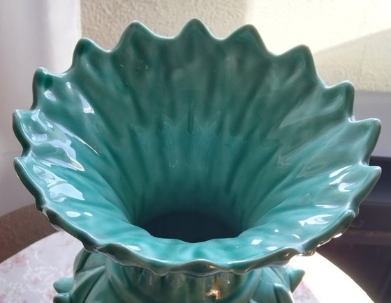 Manises ceramic vase (photo 5 of 5)