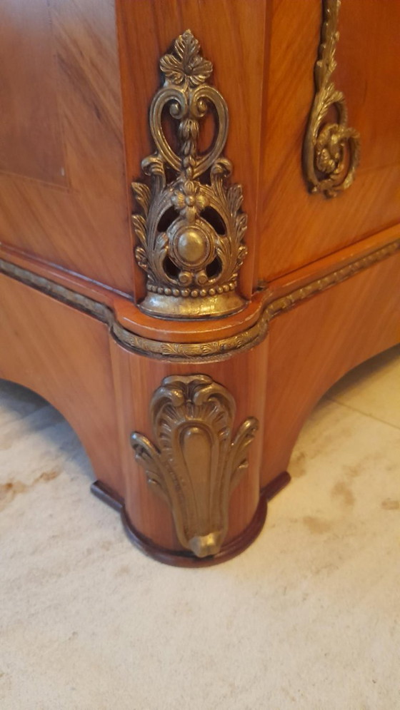 Image 1 of Mobile "Palissandro" (per TV, bar o ripostiglio) con ornamento in bronzo