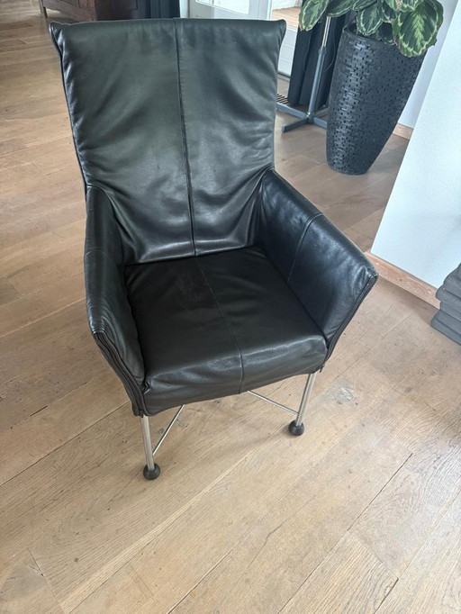 8 schöne Montis Chaplin Esszimmerstühle, schwarzes Leder