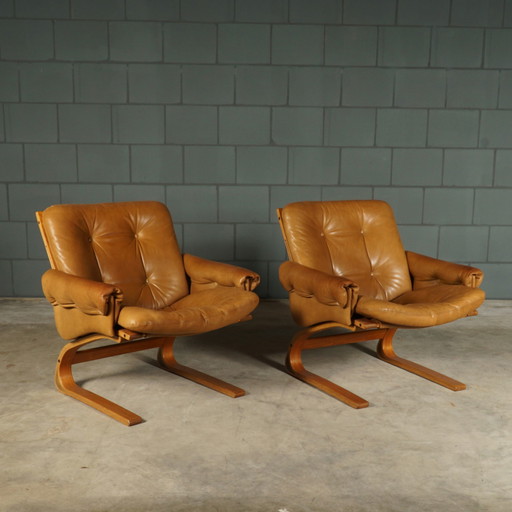 2x Vintage Elsa & Nordahl Solheim Kengu Sessel