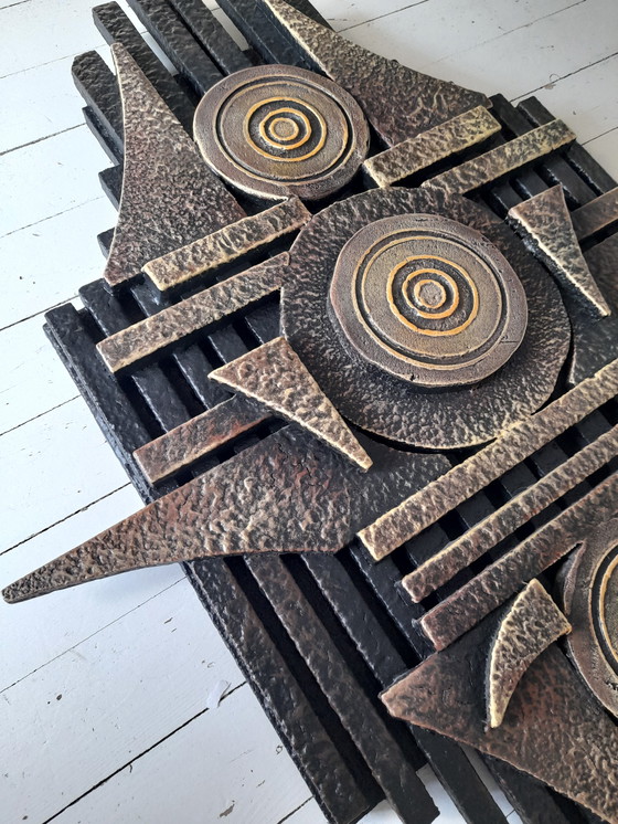 Image 1 of Grande scultura da parete in bassorilievo brutalista anni '70