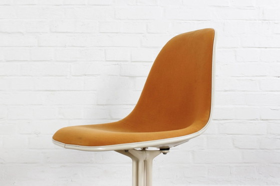 6-teiliges Set original Eames La Fonda Esszimmerstühle Vitra Miller – Herman Miller, Metal, Fiberglass (photo 12 of 21)