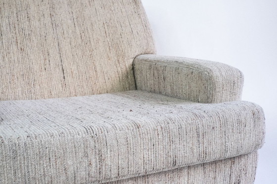 Image 1 of Grijze vintage fauteuil op wielen - Stijlvol & praktisch