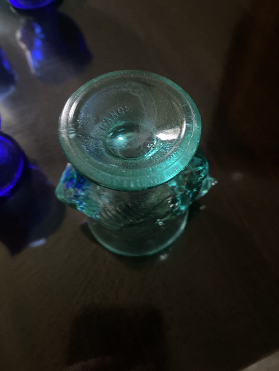 Image 1 of 8 hueveras o palmas de coco