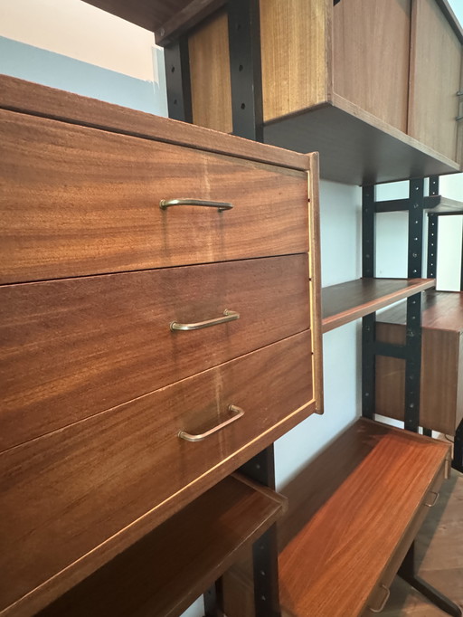 Bellissimo armadio a muro antico di design (Simple Lux di Louis van Teeffelen)