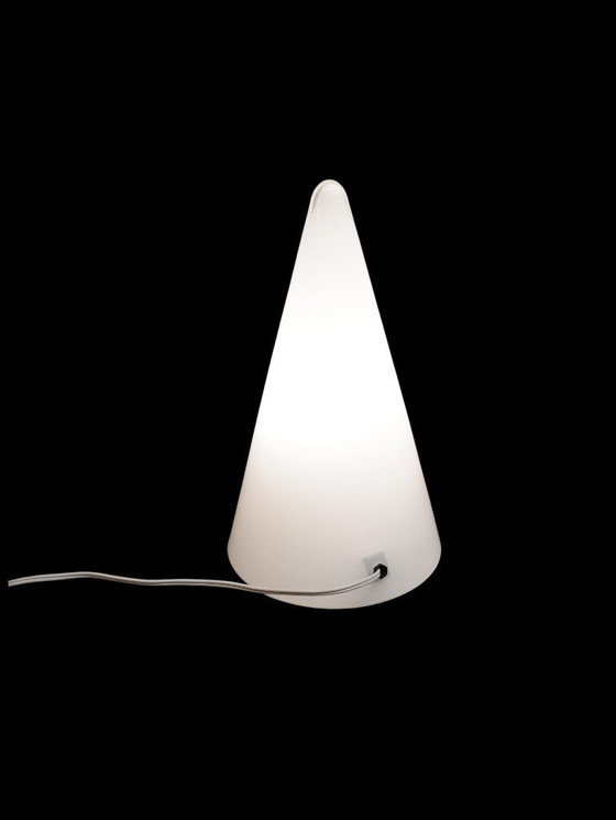 Image 1 of Lampada da tavolo in vetro a forma di teepee, anni '90