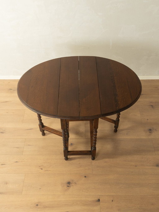 Klapptisch aus den 1920er Jahren – tafels, Wood (photo 2 of 16)