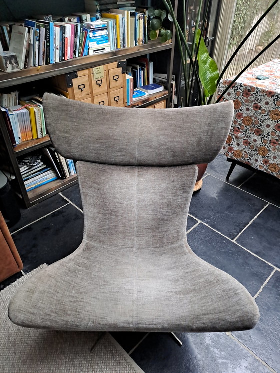 Image 1 of Imola armchair with swivel base