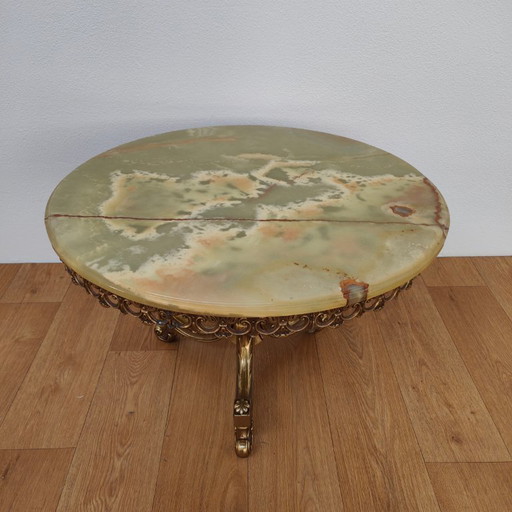 Vintage runder Couchtisch im Regency-Stil mit Marmorplatte und Messingfuß