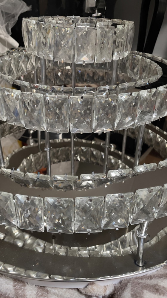 Image 1 of Lustre moderne avec télécommande
