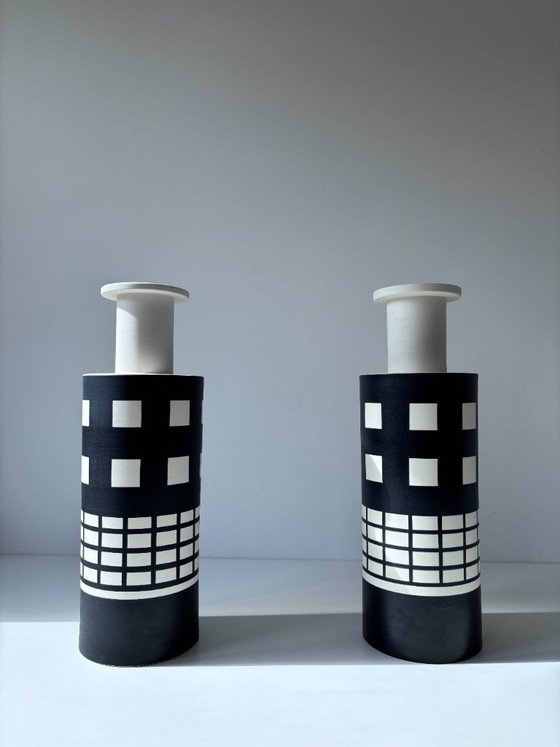 Image 1 of Vase “Rocchetto” – Ettore Sottsass pour Bitossi – Italie, circa 1980 (Hollywood Series)