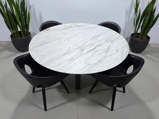 Poltrona Frau Bolero dining table + 4x Ginger chair