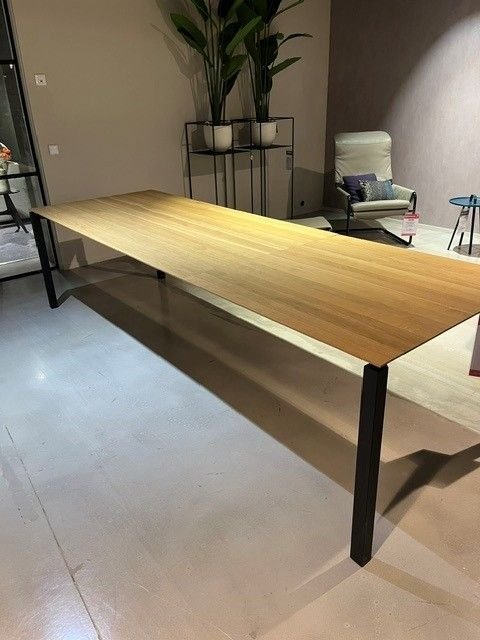 Mobitec Float dining table - 200x100 extendable