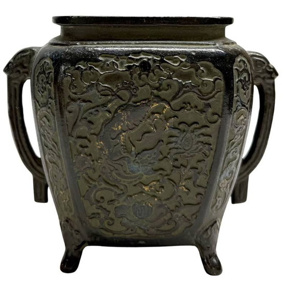 Antiguo quemador de incienso Koro japonés de bronce con relieve de dragón - Censer de altar del período Meiji (photo 9 of 11)