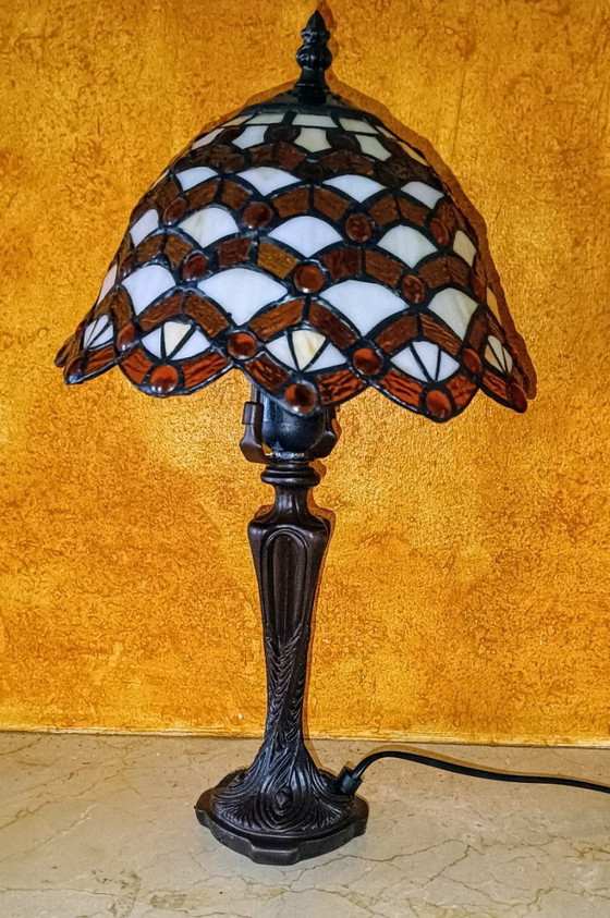 Image 1 of Tiffany style lamp