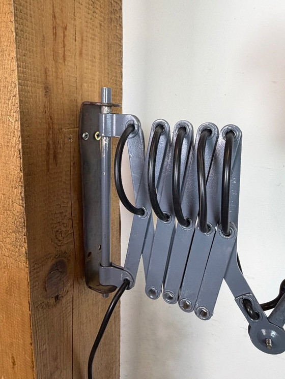 Image 1 of Zwarte industriële Sovjet-wandlamp in schaarvorm, jaren 60