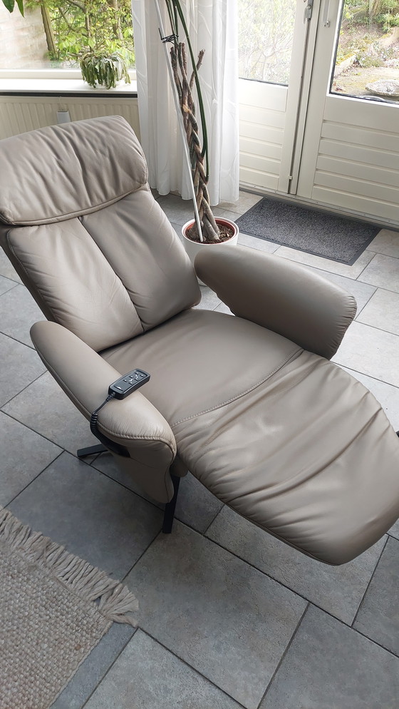 Image 1 of Luxury electrically operated leather recliner with lift function