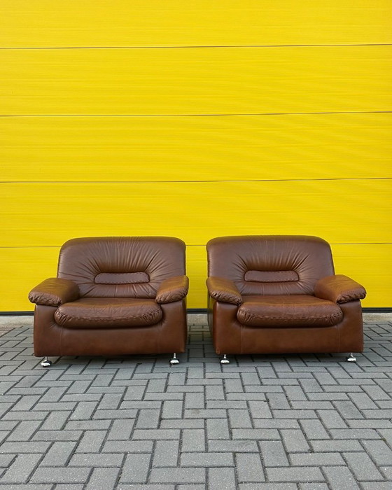 Vintage brown leather Danish lace Armchairs 70s (photo 2 of 21)