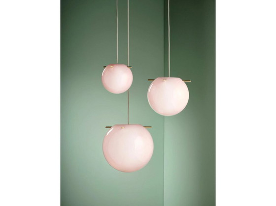 Image 1 of Lampada a sospensione Frandsen Koi Ø32 – rosa opale / ottone