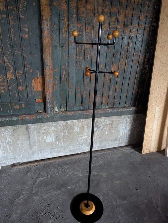 Image 1 of Appendiabiti vintage - metallo/faggio