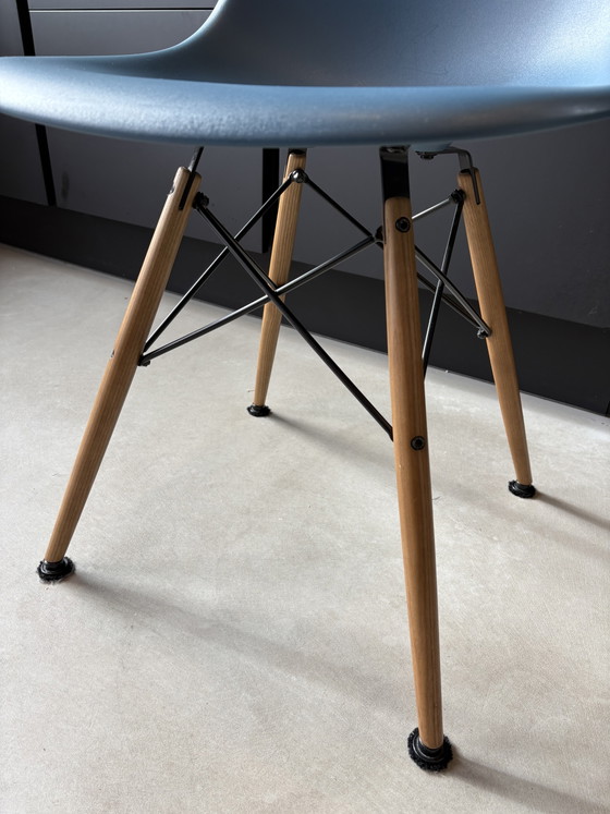 Vitra Eames DSW Meerblau – Chaises de salle à manger, Metal, Plastic (photo 4 of 8)