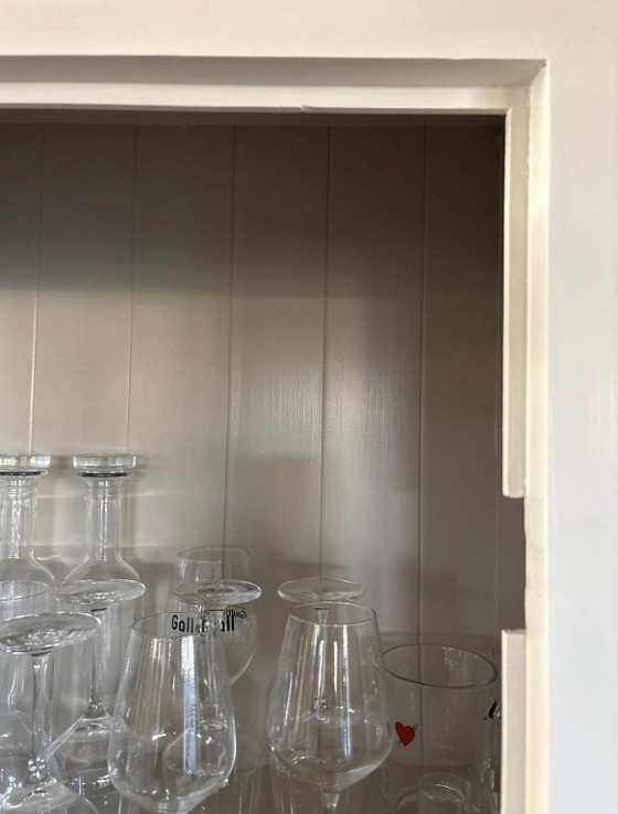 Mooie en stijlvolle set vitrinekast, Vitrinekasten, Hout, Glas, Taupe (foto 8 van 10)