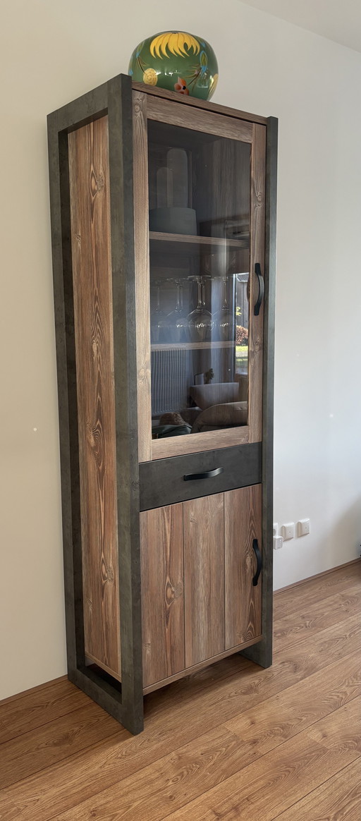 Bellissima vetrina: pratica ed elegante!