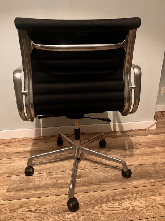 Image 1 of Vitra Eames Bürostuhl.