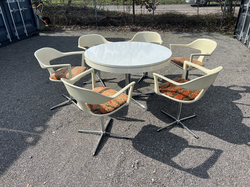 Konrad Schäfer 6 chairs + Dinner table