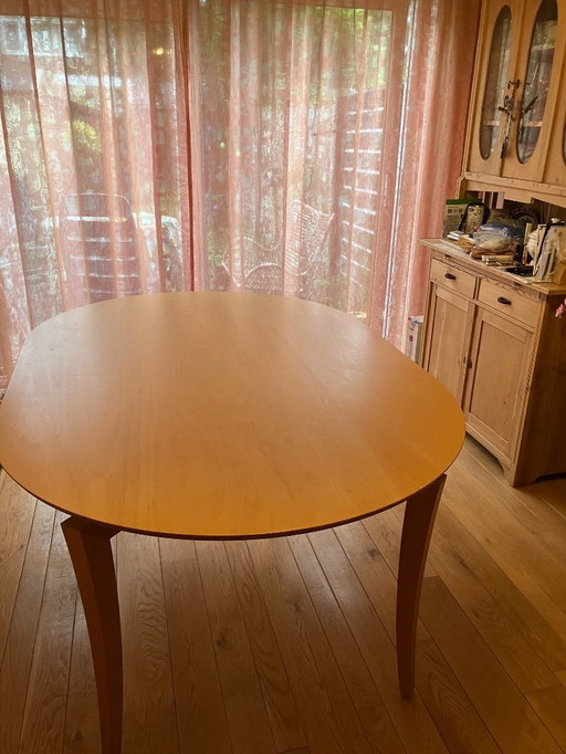 Arco design oak dining table 4 to 6 people