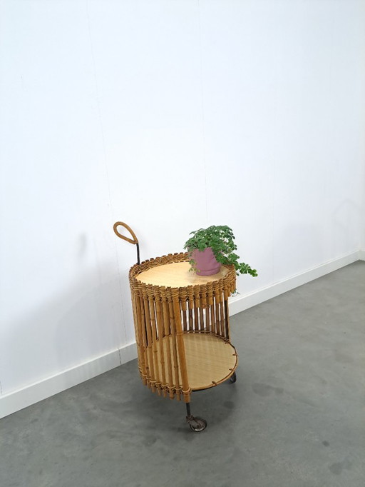 Carrito de bambú, mesa auxiliar