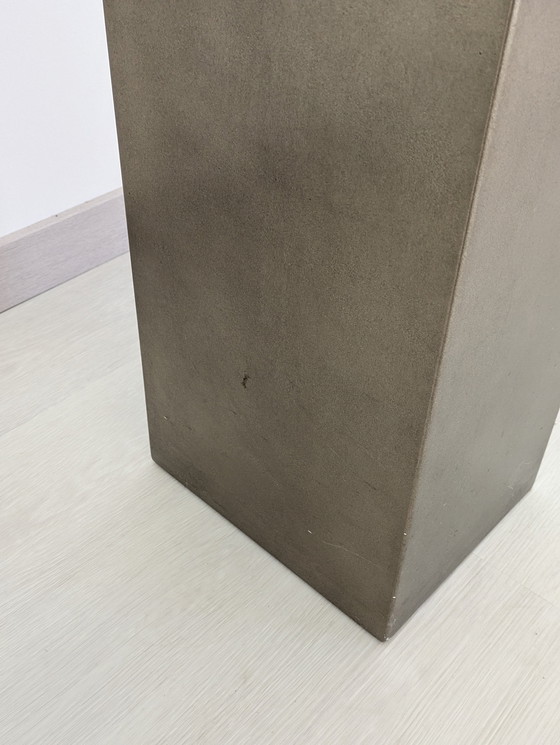 Image 1 of Roberto Mora, Dilmos - Console "Crasi" - Eigentijds ontwerp