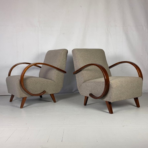 Pair of Jindřich Halabala H-410 Armchairs, Czechoslovakia, 1930s