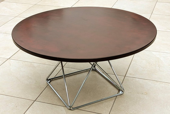 Image 1 of Tavolino Thonet con base eifeltower